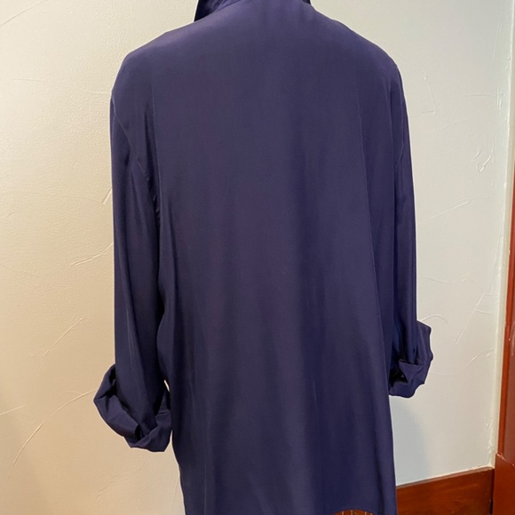 DIANE VON FURSTENBERG NAVY BLOUSE TOP SILK EMBROIDERED. NEVER WORN L/14/16 Nwot - Picture 5 of 9